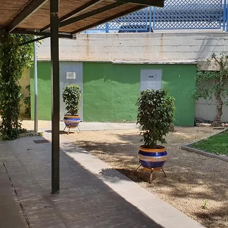 En Primera Linea En La Playa De San Juan Apartamento *